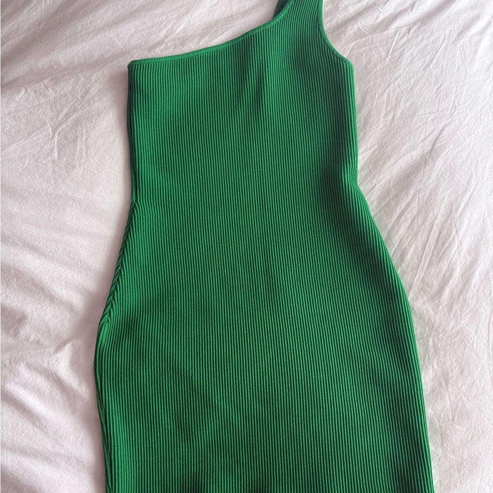 Aritzia Green Asymmetrical One-Shoulder Cocktail Dress